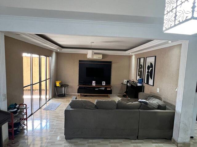 #750 - Sobrado para Venda em Santana de Parnaíba - SP