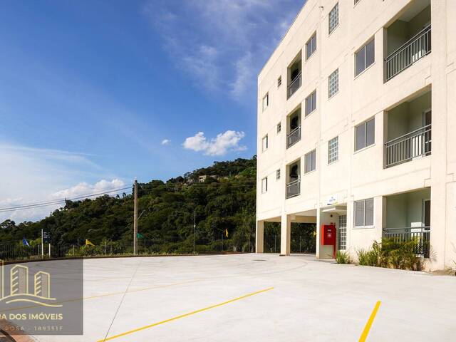 Apartamento para Venda em Santana de Parnaíba - 2