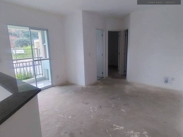 #345 - Apartamento para Venda em Santana de Parnaíba - SP