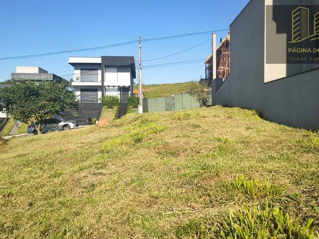 Terreno para Venda em Santana de Parnaíba - 2