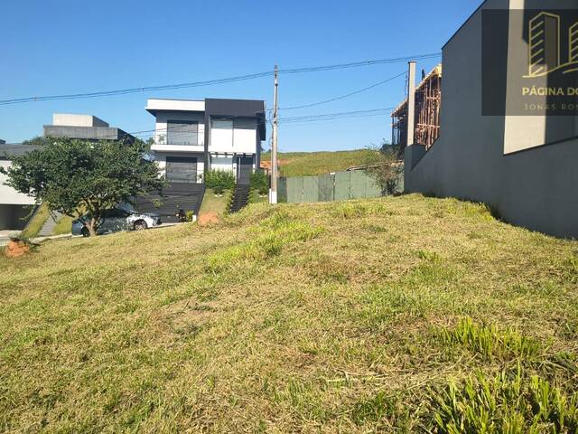Terreno para Venda em Santana de Parnaíba - 3